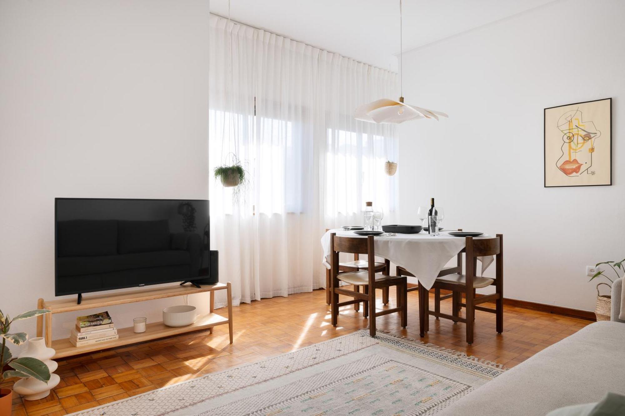 ! Bright 2Br Hammock Flat ! Praca Da Republica Apartment Porto Luaran gambar